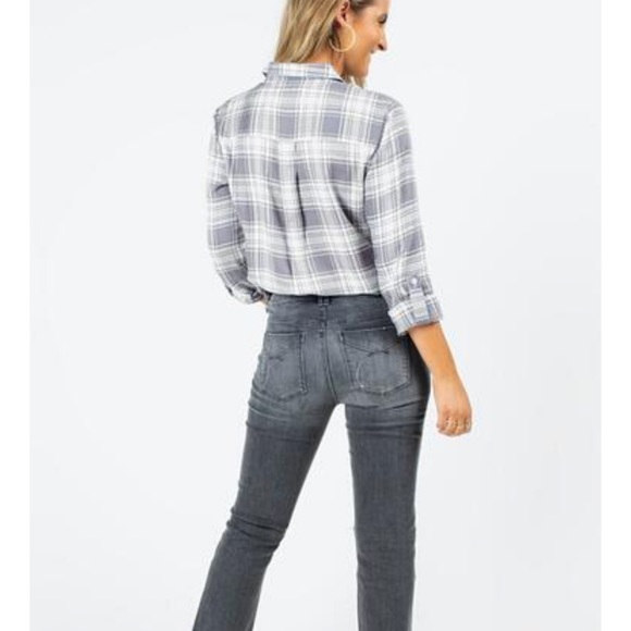 Francesca’s Unpublished Cropped Boot Cut Jeans - Picture 7 of 8